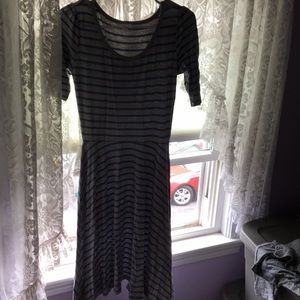 LuLaRoe Nicole style dress - small